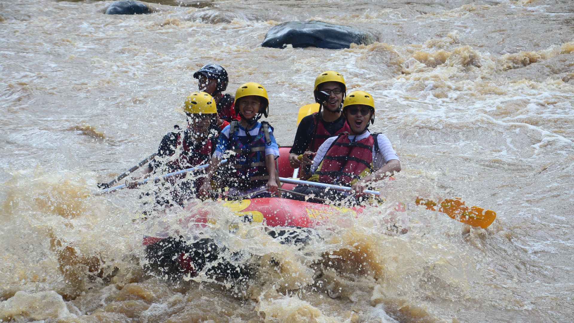 river-rafting2